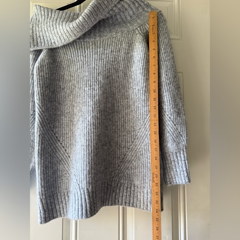 PILCRO off the shoulder sweater - Picture 5 of 8